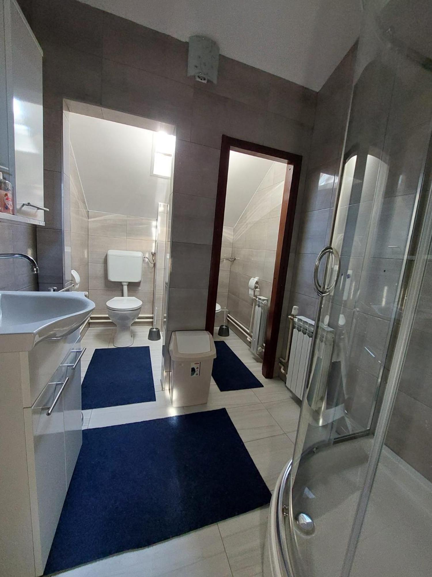 Hostel Suzzzy Novska المظهر الخارجي الصورة