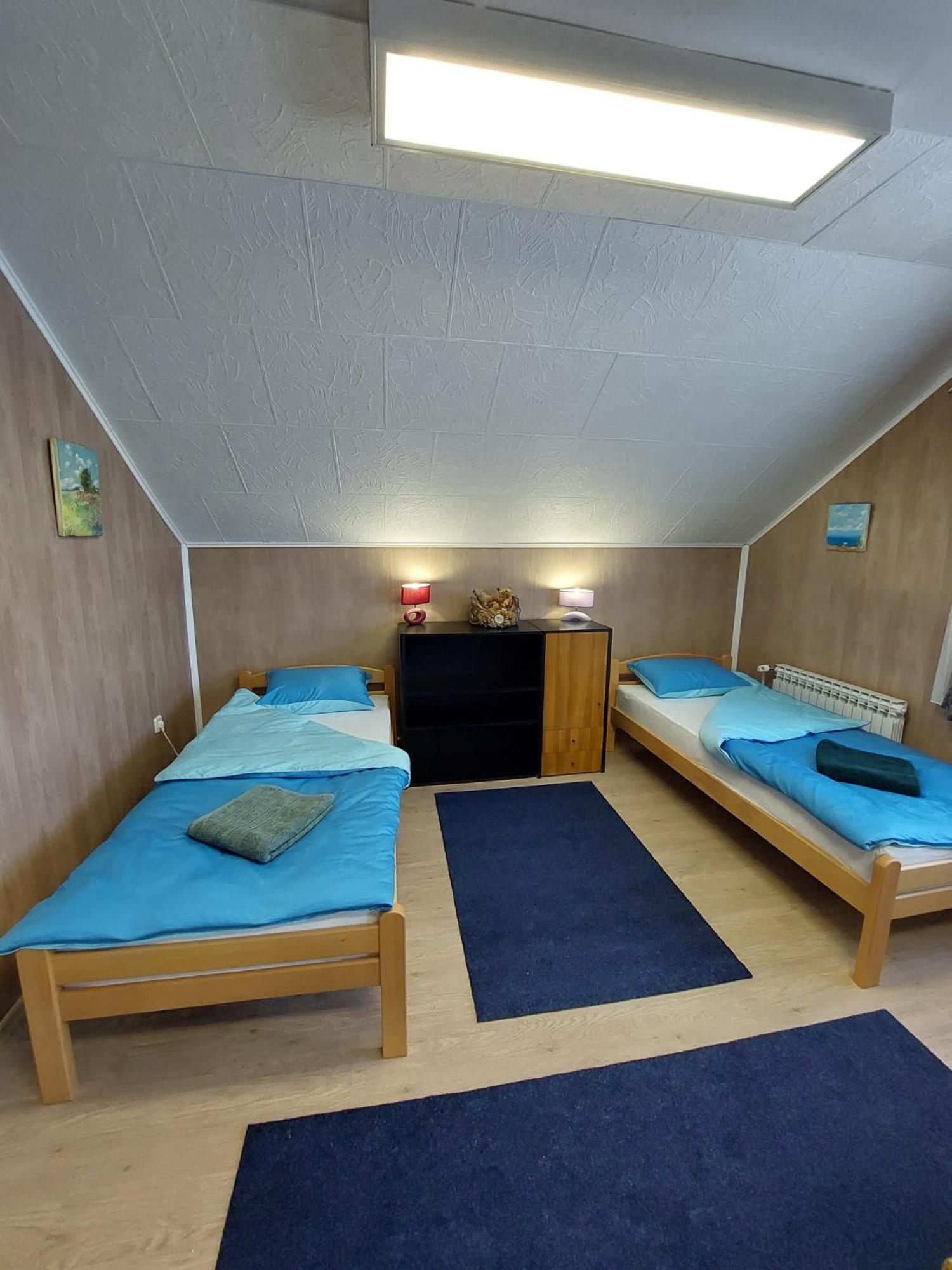 Hostel Suzzzy Novska المظهر الخارجي الصورة